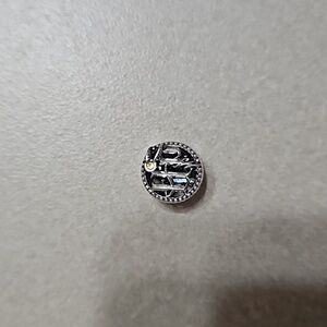 Pandora charm/Harry Potter